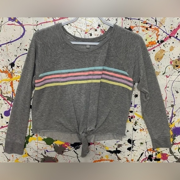 Cropped Toe Front Sweatshirt 🎃🌈 - Picture 1 of 4